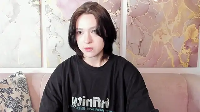 fiamoory online show from 24, 5, 2026
