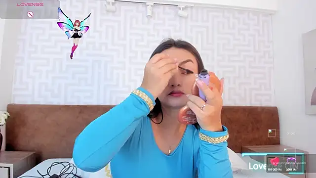 Snapshot of anany__ chatting on 11, 10, 2025 anany online show from 11, 10, 2025