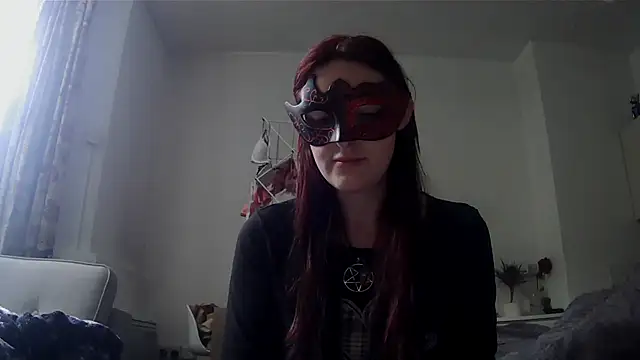 Snapshot of LexiSnowUK chatting on 14, 6, 2026 LexiSnowUK online show from 14, 6, 2026