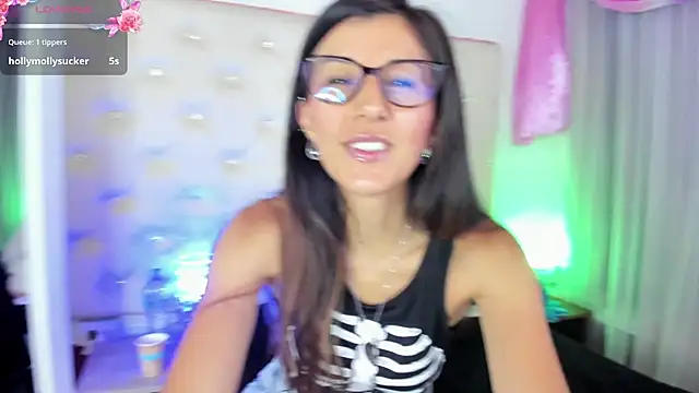  jade white  online show from 11, 3, 2025