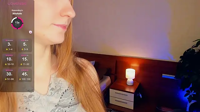 Snapshot of EsmaCarll chatting on 6, 12, 2024 EsmaCarll online show from 6, 12, 2024