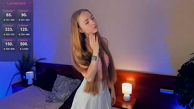 Snapshot of EsmaCarll chatting on 7, 12, 2024 EsmaCarll online show from 7, 12, 2024