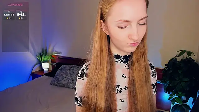 Snapshot of EsmaCarll chatting on 19, 12, 2024 EsmaCarll online show from 19, 12, 2024