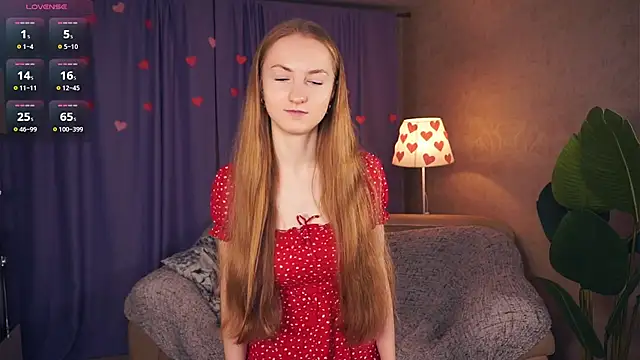 Snapshot of EsmaCarll chatting on 21, 2, 2025 EsmaCarll online show from 21, 2, 2025