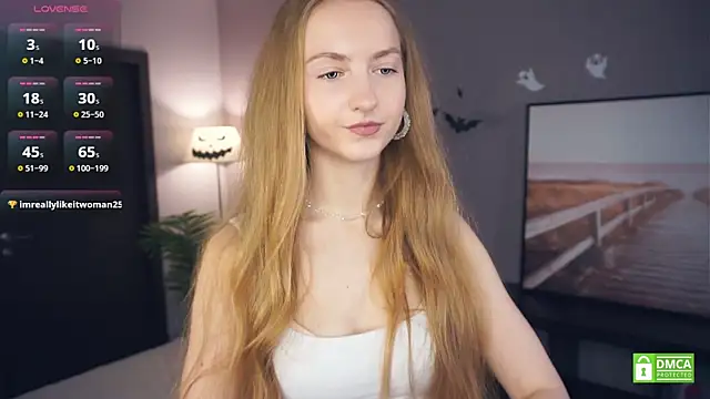 Snapshot of EsmaCarll chatting on 30, 11, 2025 EsmaCarll online show from 30, 11, 2025