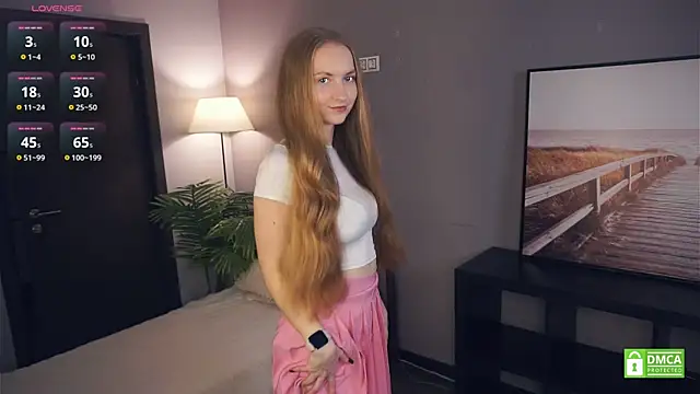 Snapshot of EsmaCarll chatting on 1, 12, 2025 EsmaCarll online show from 1, 12, 2025