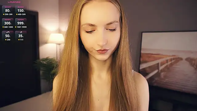 Snapshot of EsmaCarll chatting on 13, 12, 2025 EsmaCarll online show from 13, 12, 2025