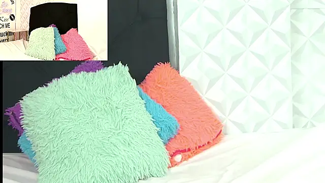 Snapshot of moan_sex2 chatting on 22, 10, 2025 moan sex2 online show from 22, 10, 2025