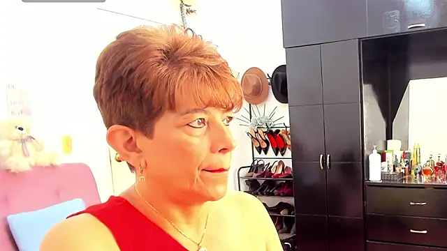 Snapshot of Angelina_Stone_65 chatting on 22, 9, 2025 Angelina Stone 65 online show from 22, 9, 2025