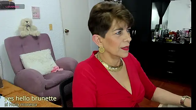 Snapshot of Angelina_Stone_65 chatting on 11, 11, 2025 Angelina Stone 65 online show from 11, 11, 2025