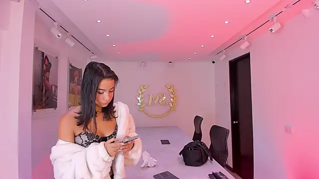 Snapshot of NairobiLee chatting on 6, 11, 2025 NairobiLee online show from 6, 11, 2025