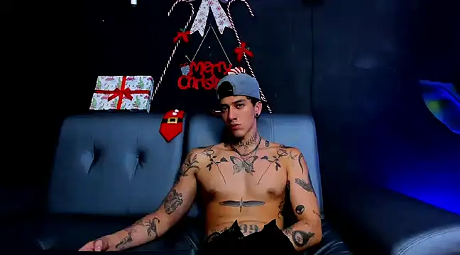 Snapshot of JUSTIN_FULLER1 chatting on 7, 12, 2024 JUSTIN FULLER1 online show from 7, 12, 2024