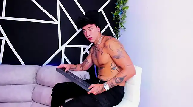 Snapshot of JUSTIN_FULLER1 chatting on 12, 2, 2025 JUSTIN FULLER1 online show from 12, 2, 2025