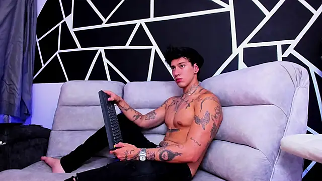 Snapshot of JUSTIN_FULLER1 chatting on 12, 2, 2025 JUSTIN FULLER1 online show from 12, 2, 2025