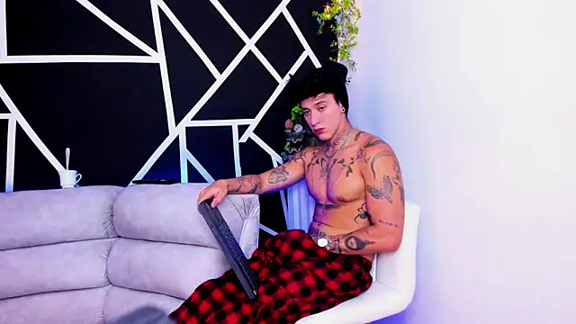 Snapshot of JUSTIN_FULLER1 chatting on 13, 2, 2025 JUSTIN FULLER1 online show from 13, 2, 2025