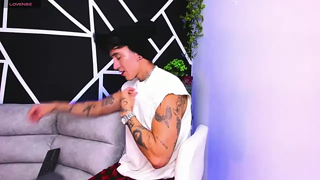 Snapshot of JUSTIN_FULLER1 chatting on 16, 2, 2025 JUSTIN FULLER1 online show from 16, 2, 2025