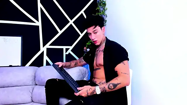 Snapshot of JUSTIN_FULLER1 chatting on 7, 3, 2025 JUSTIN FULLER1 online show from 7, 3, 2025