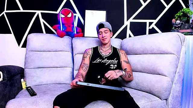 Snapshot of JUSTIN_FULLER1 chatting on 10, 3, 2025 JUSTIN FULLER1 online show from 10, 3, 2025