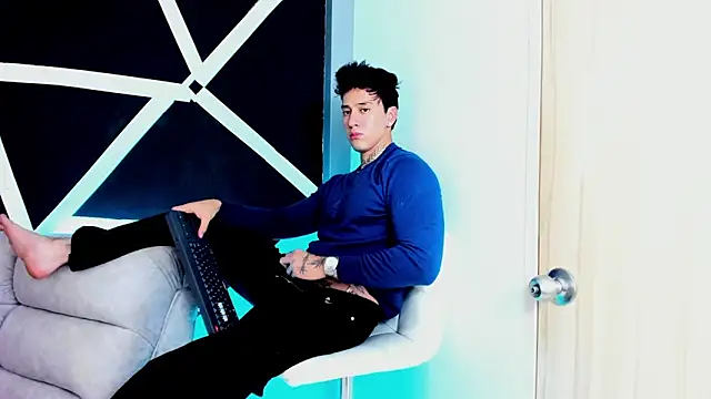 Snapshot of JUSTIN_FULLER1 chatting on 19, 9, 2025 JUSTIN FULLER1 online show from 19, 9, 2025