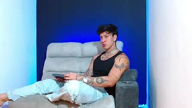 JUSTIN FULLER1 online show from 21, 12, 2025