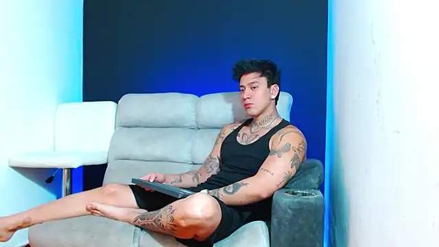 JUSTIN FULLER1 online show from 14, 2, 2026