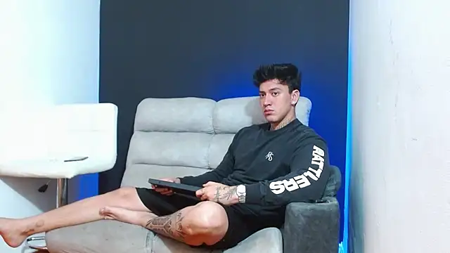 JUSTIN FULLER1 online show from 15, 3, 2026