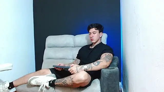 Snapshot of JUSTIN_FULLER1 chatting on 24, 6, 2026 JUSTIN FULLER1 online show from 24, 6, 2026