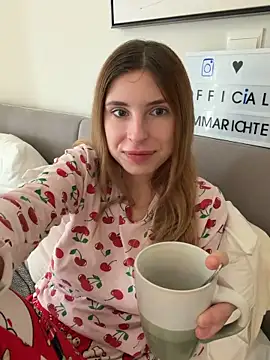 emma05 online show from 8, 2, 2026