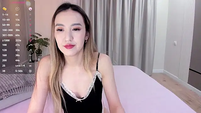 Snapshot of Hensuan chatting on 30, 12, 2024 Hensuan online show from 30, 12, 2024