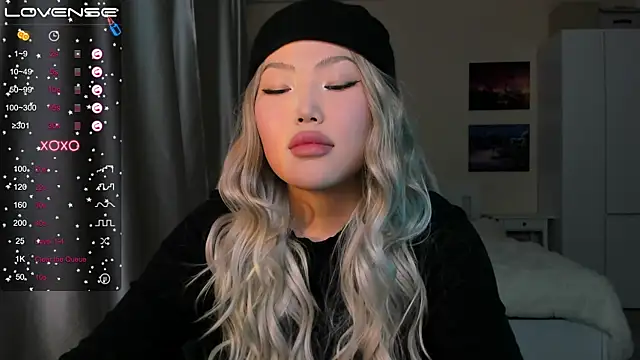 Snapshot of uko_sa chatting on 19, 12, 2024 uko sa online show from 19, 12, 2024