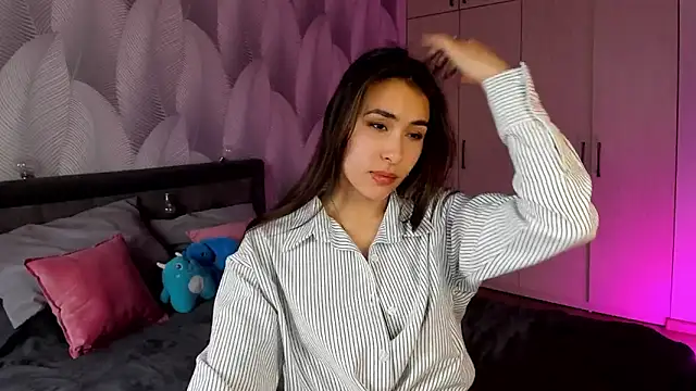 Bambiii bby online show from 26, 10, 2025