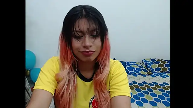 Snapshot of maye_dan chatting on 23, 3, 2025 maye dan online show from 23, 3, 2025