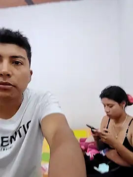 Snapshot of maye_dan chatting on 9, 9, 2025 maye dan online show from 9, 9, 2025