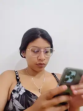 Snapshot of maye_dan chatting on 13, 9, 2025 maye dan online show from 13, 9, 2025