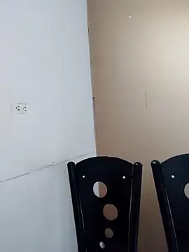 Snapshot of maye_dan chatting on 28, 10, 2025 maye dan online show from 28, 10, 2025