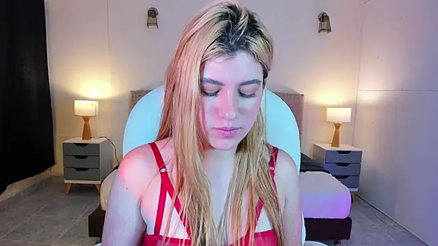 Snapshot of ARITOO_ chatting on 4, 12, 2024 ARITOO online show from 4, 12, 2024