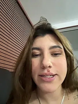 Snapshot of ARITOO_ chatting on 24, 1, 2025 ARITOO online show from 24, 1, 2025