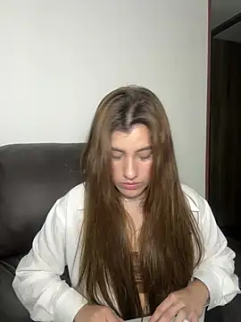 Snapshot of ARITOO_ chatting on 10, 2, 2025 ARITOO online show from 10, 2, 2025