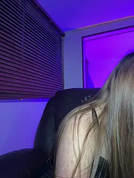 Snapshot of ARITOO_ chatting on 16, 3, 2025 ARITOO online show from 16, 3, 2025