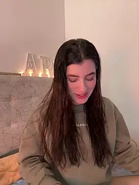 Snapshot of ARITOO_ chatting on 18, 10, 2025 ARITOO online show from 18, 10, 2025