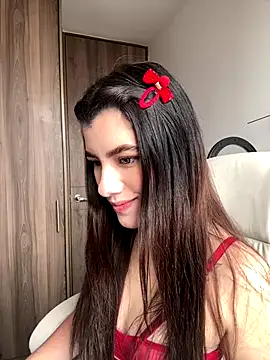 Snapshot of ARITOO_ chatting on 4, 12, 2025 ARITOO online show from 4, 12, 2025