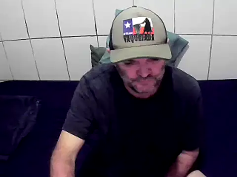 Snapshot of pierdona chatting on 17, 12, 2024 pierdona online show from 17, 12, 2024