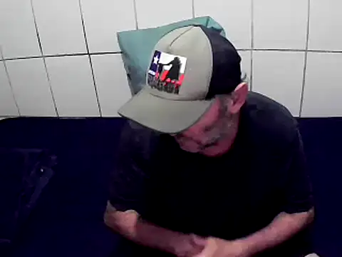 Snapshot of pierdona chatting on 18, 12, 2024 pierdona online show from 18, 12, 2024