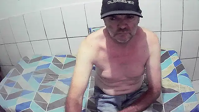 Snapshot of pierdona chatting on 7, 11, 2025 pierdona online show from 7, 11, 2025