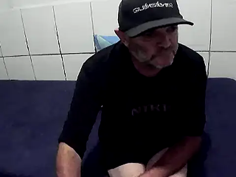 Snapshot of pierdona chatting on 16, 12, 2025 pierdona online show from 16, 12, 2025