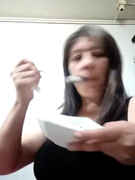 carolina linarez69 online show from 2, 6, 2026