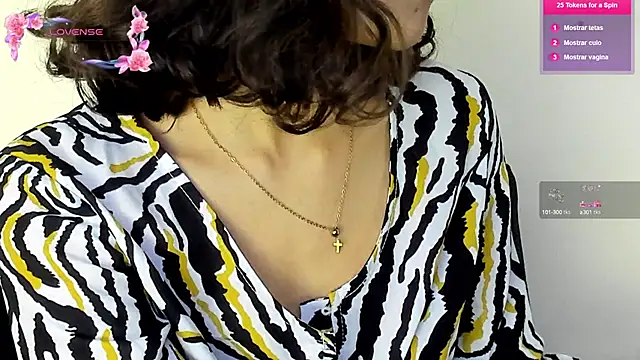 Snapshot of its__angelica_ chatting on 22, 2, 2025 its angelica online show from 22, 2, 2025