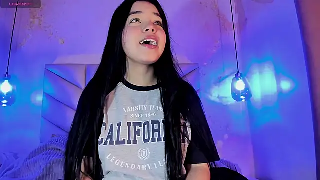 AuroraFiore online show from 22, 2, 2025