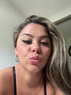 tuckersabrina online show from 11, 12, 2024