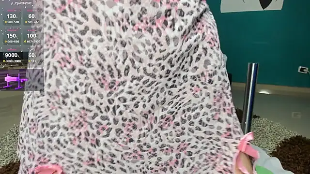 Snapshot of kinky_polar chatting on 13, 11, 2025 kinky polar online show from 13, 11, 2025